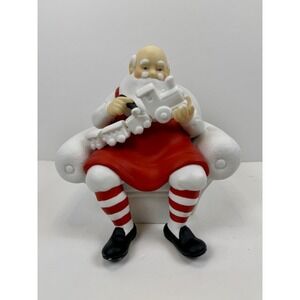 Dept 56 Winter Silhouette Finishing Touch Santa White Porcelain Christmas Figure